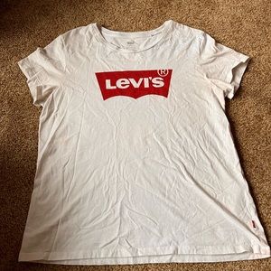 Levi’s Girl t-shirt